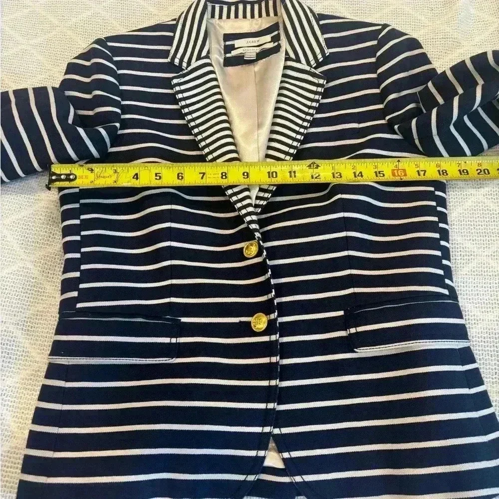 J.Crew Women’s Striped Schoolboy Blazer. Blue & white striped. Size 8.